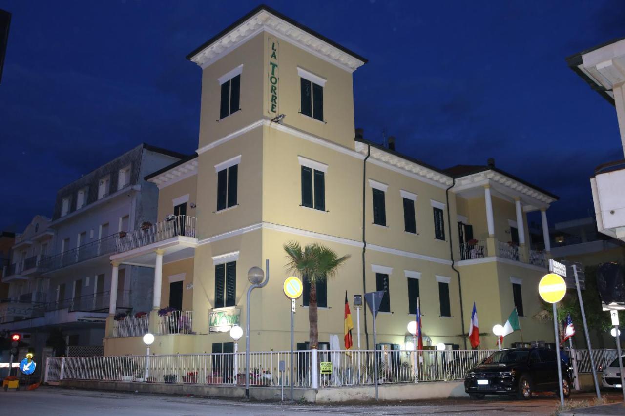 Hotel La Torre Rimini Exterior photo