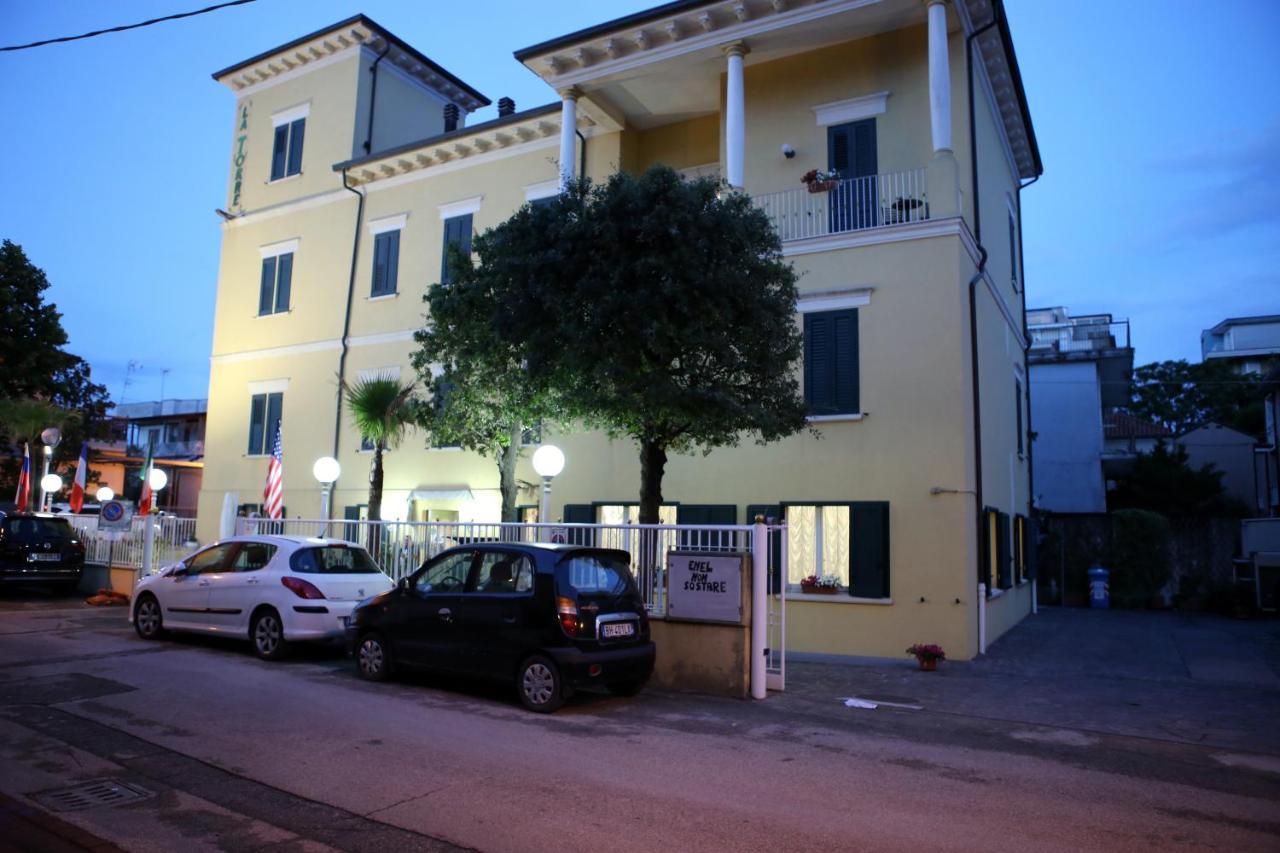 Hotel La Torre Rimini Exterior photo